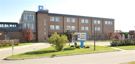Notre Dame Hospital .